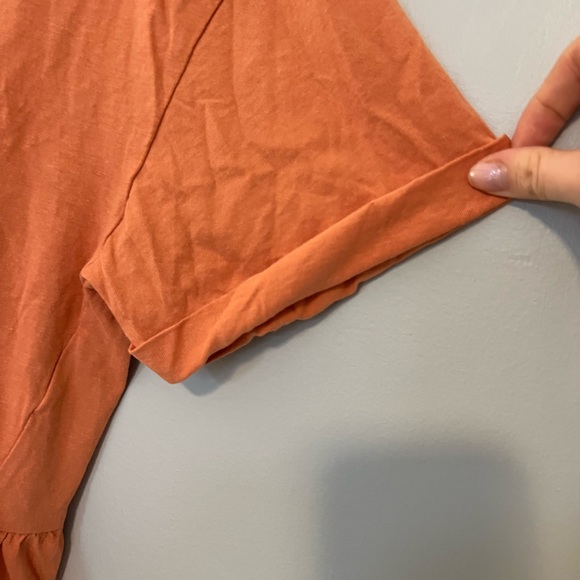 Peach Cropped Peplum T-shirt - Picture 5 of 7